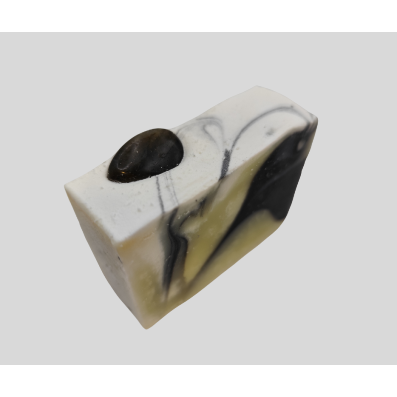 The Green Washer/ Le Savon Black Patchouli Labradorite