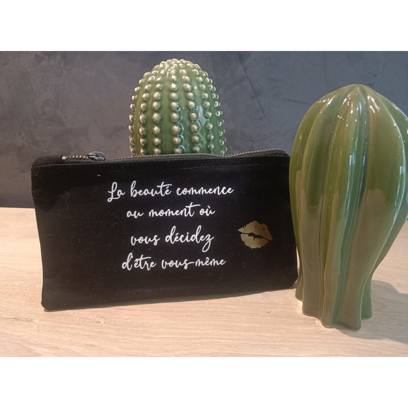 trousse "la beauté commence"